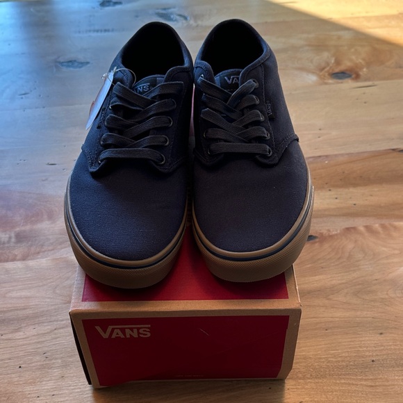 Vans Men's Dark Canvas Sneakers with Brown Soles - Picture 5 of 6